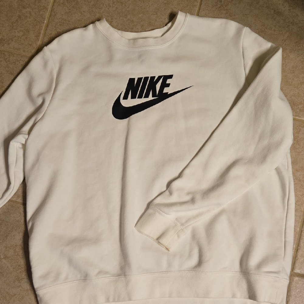 Nike Unisex Cream Crewneck Sweater